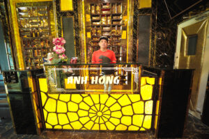 Karaoke Ánh Hồng nổi bật với không gian sang trọng, hiện đại